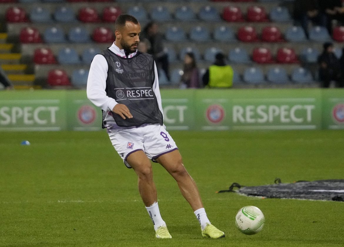 Newcastle inquire over Fiorentina’s Cabral