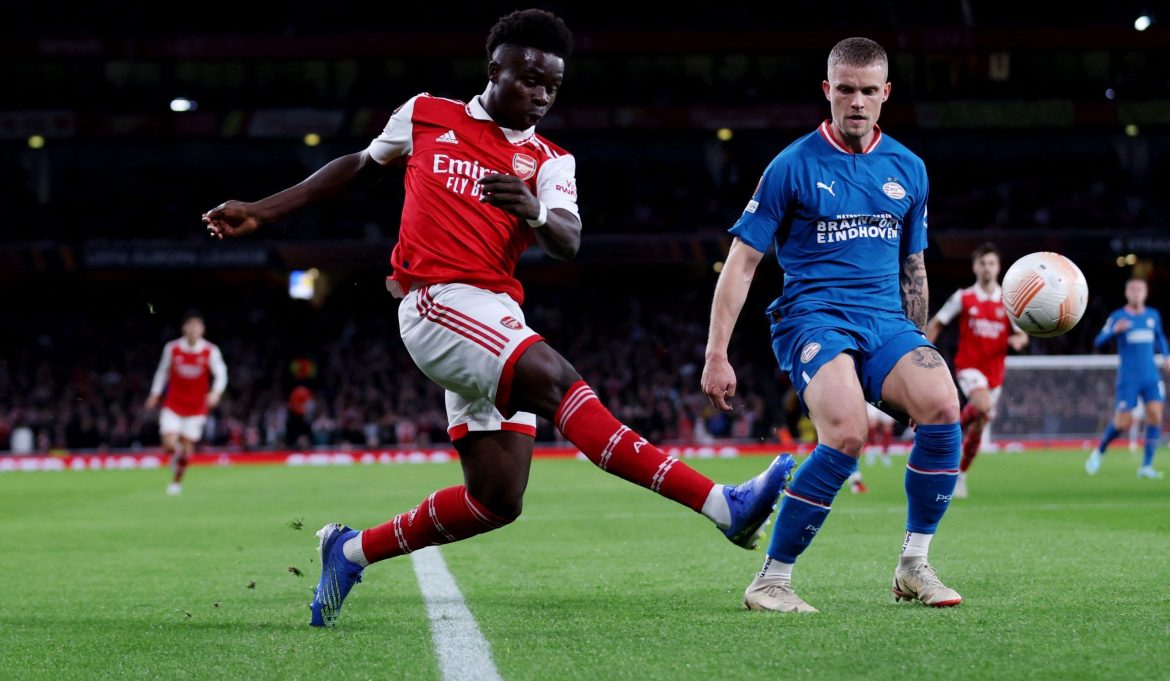 Leeds can ditch Firpo for Philipp Max