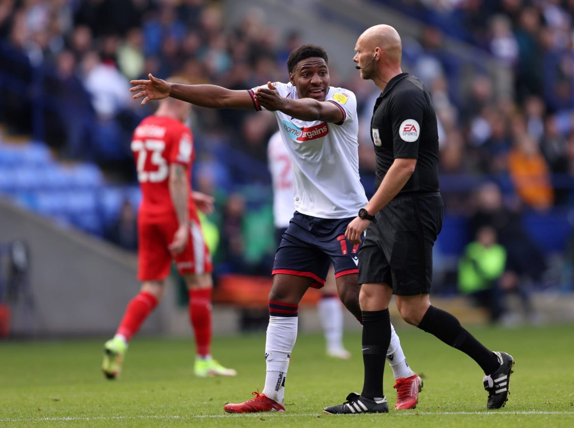 Rangers must sign Oladapo Afolayan